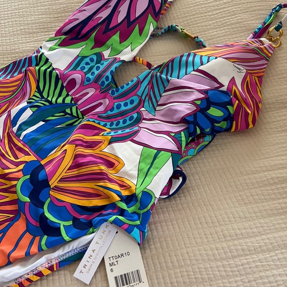 TRINA TURK Paradise Plume Plunge One Piece Maillot Swimsuit - Picture 5 of 5